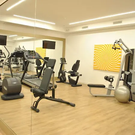 Plaza Hotel 4*