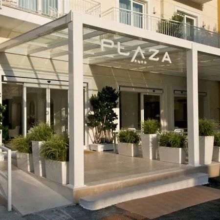 Hotel Plaza 4*