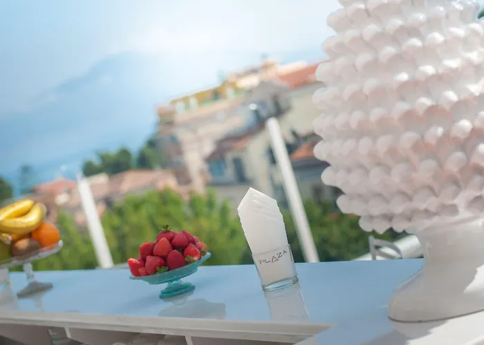 Plaza Hotel Sorrento