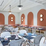 Plaza 4* Sorrento