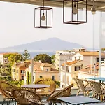 Plaza 4* Сорренто