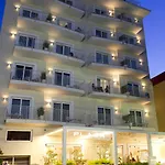 Plaza 4* Сорренто